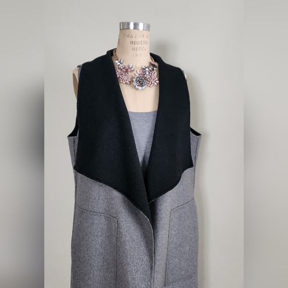 Calvin Klein Reversible wool vest - Picture 10 of 12